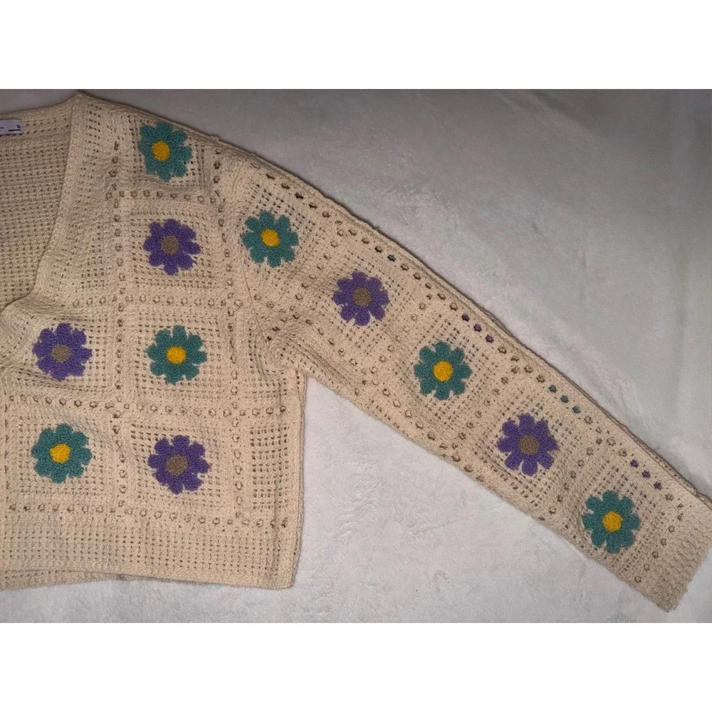 SO Goods For Life Floral Crochet Cardigan Sweater Cream Purple Teal Womens Small